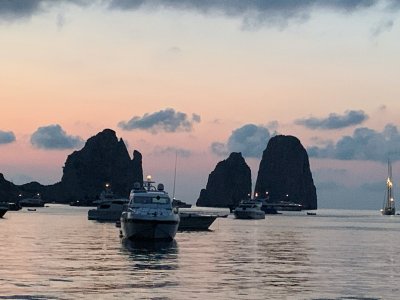 CAPRI ALL'ANCORA