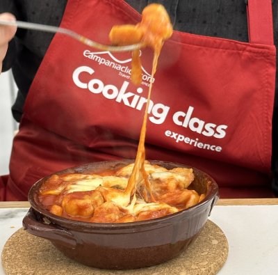 COOKING CLASS EXPERIENCE