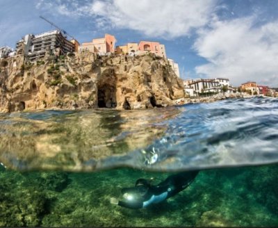 SNORKELING: THE SUNKEN CITY