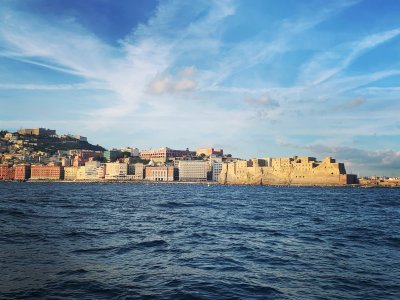 NAPOLI A VELA: TRAMONTO CON CENA