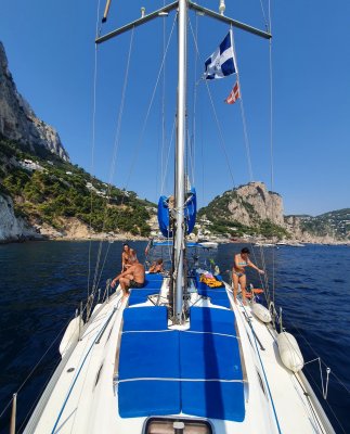 VESUVIO HIKING & SAILING TO SORRENTO COAST