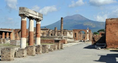 POMPEI RUINS and WINE TASTING