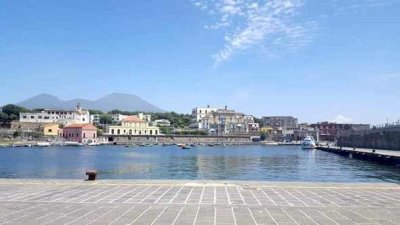 PORTICI WALKING TOUR